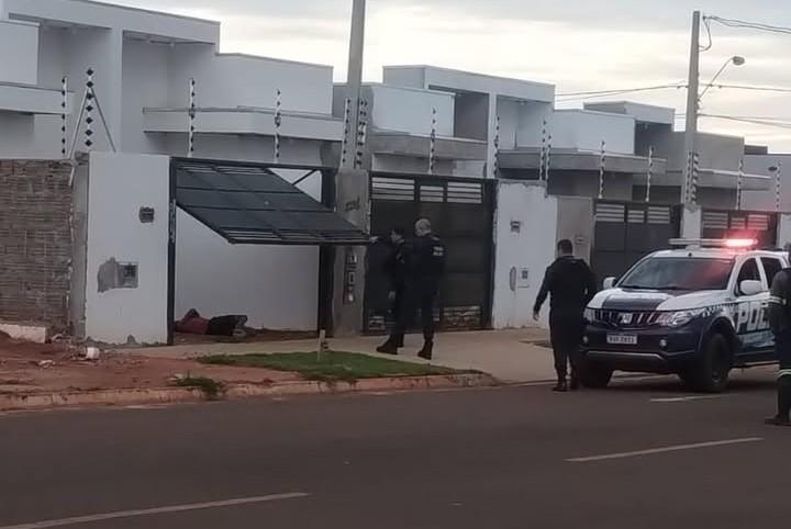 Ladrão dorme após tentar furtar fios e acaba acordado pela polícia em Três Lagoas