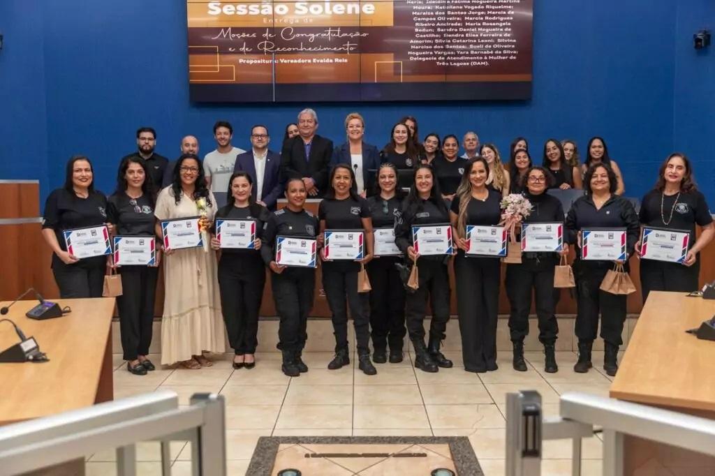 Mulheres da segurança pública recebem homenagens em solenidade na Câmara de Três Lagoas