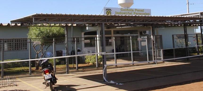 Oito detentos fogem da cela disciplinar de presídio de Três Lagoas