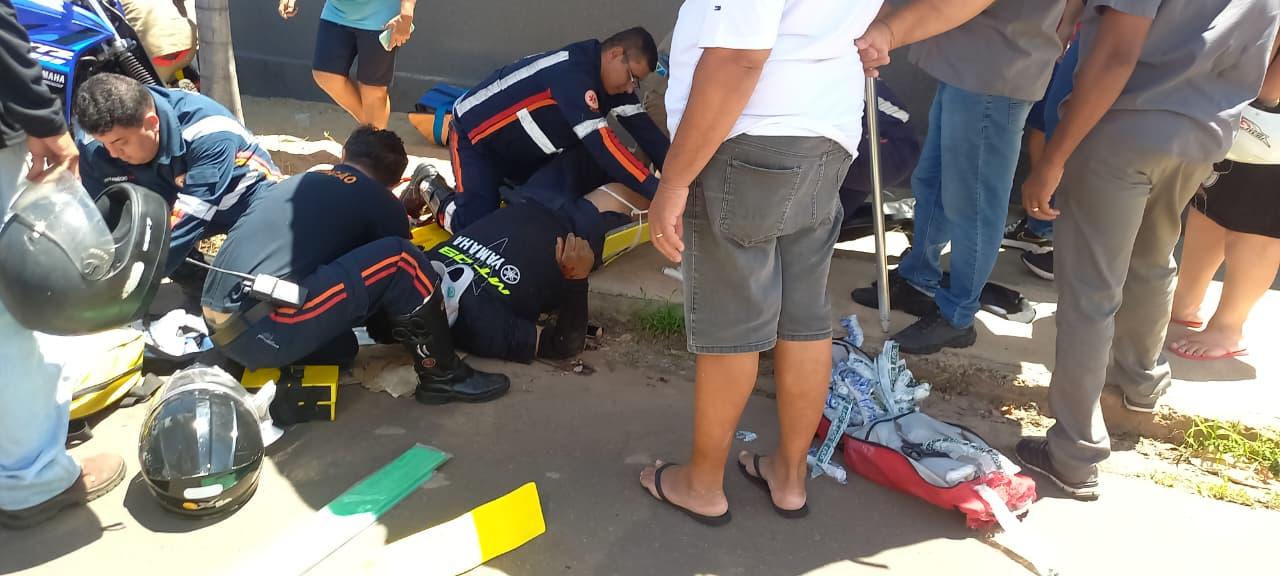 Acidente entre duas motos deixa dois homens em estado grave no bairro Ipacaraí, em Três Lagoas