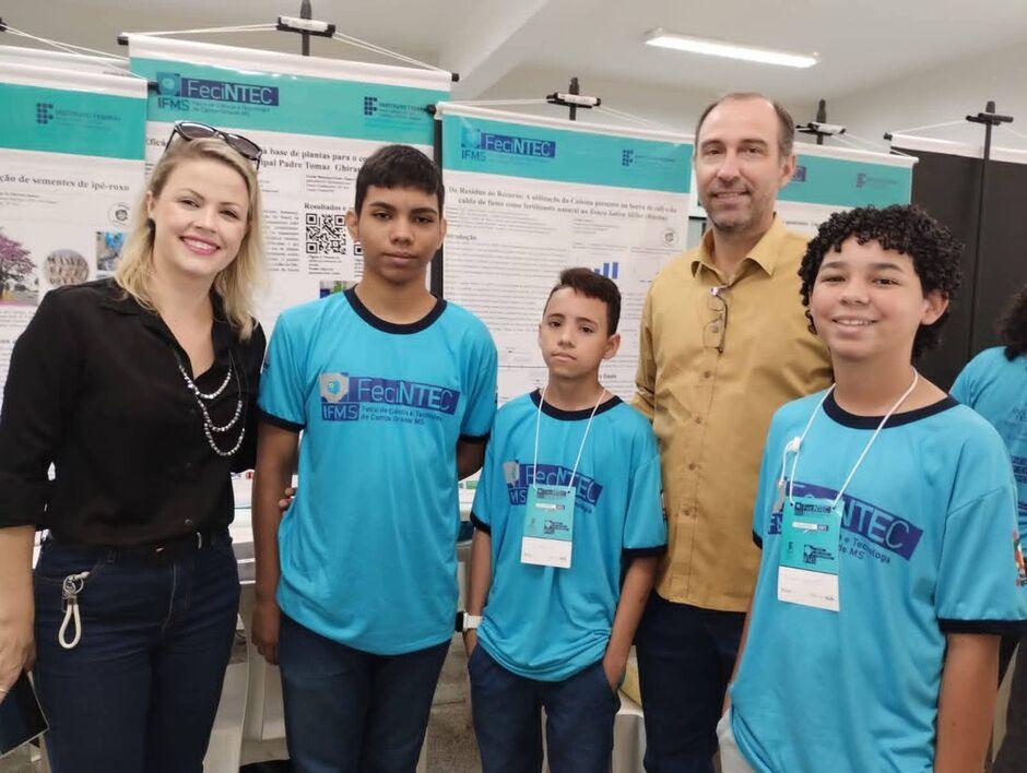 Jovem pesquisador de 13 anos conquista prêmios com shampoo natural contra piolhos em Campo Grande  