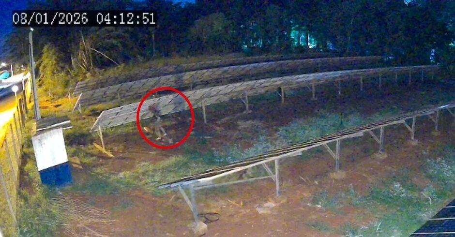 Ladrões causam prejuízo de R$ 250 mil em furto de fios de placas solares em Dourados  