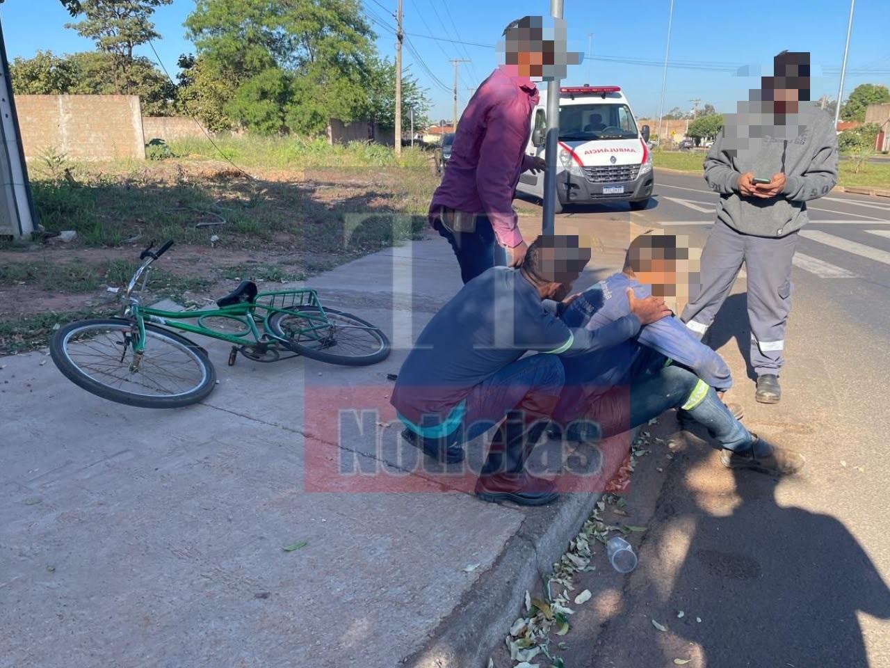 Mulher é lançada contra para-brisa e trabalhador passa mal minutos depois na mesma avenida em Três Lagoas Mulher é lançada contra para-brisa e trabalhador passa mal minutos depois na mesma avenida em Três Lagoas