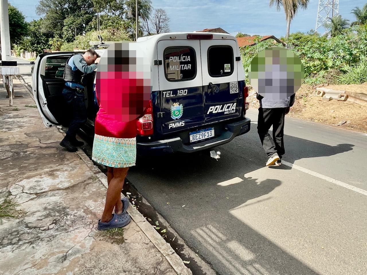 "Levou um corretivo”: Das Trevas” é linchado após agredir idoso de 71 anos no bairro Santa Luzia em Três Lagoas "Levou um corretivo”: Das Trevas” é linchado após agredir idoso de 71 anos no bairro Santa Luzia em Três Lagoas