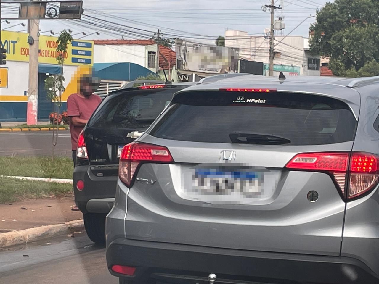 Você é contra ou a favor da retirada dos andarilhos que perambulam nas ruas de Três Lagoas? Dê sua opinião