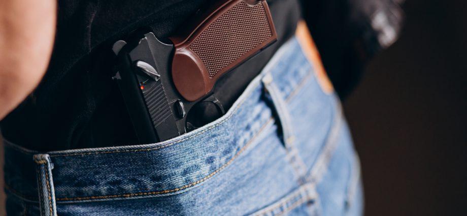“Fiquei com dó”: ladrão desiste de assalto após ameaçar jovem com arma
