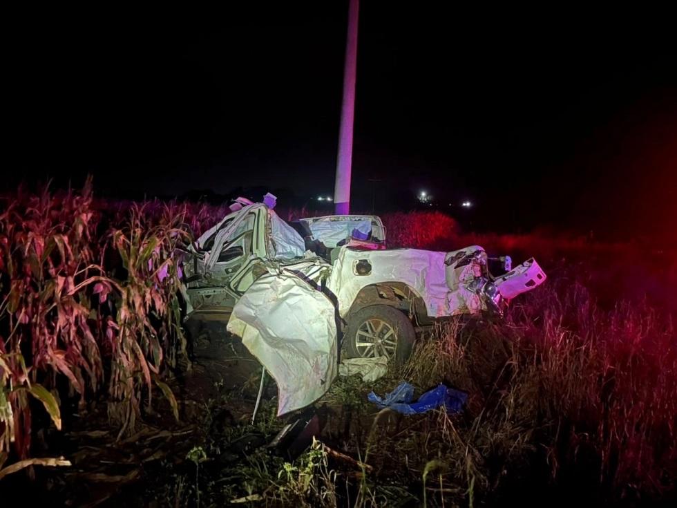 Motorista capota caminhonete com droga e morre na MS-289 em Amambai-MS