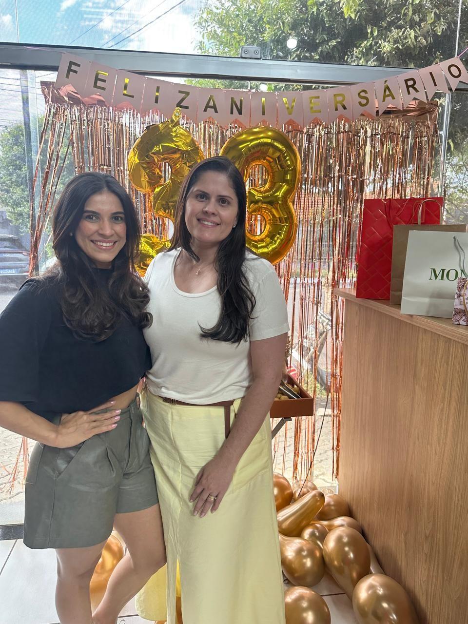 Empresária Adma comemora aniversário e celebra o sucesso do salão Beauty Center em Três Lagoas Empresária Adma comemora aniversário e celebra o sucesso do salão Beauty Center em Três Lagoas