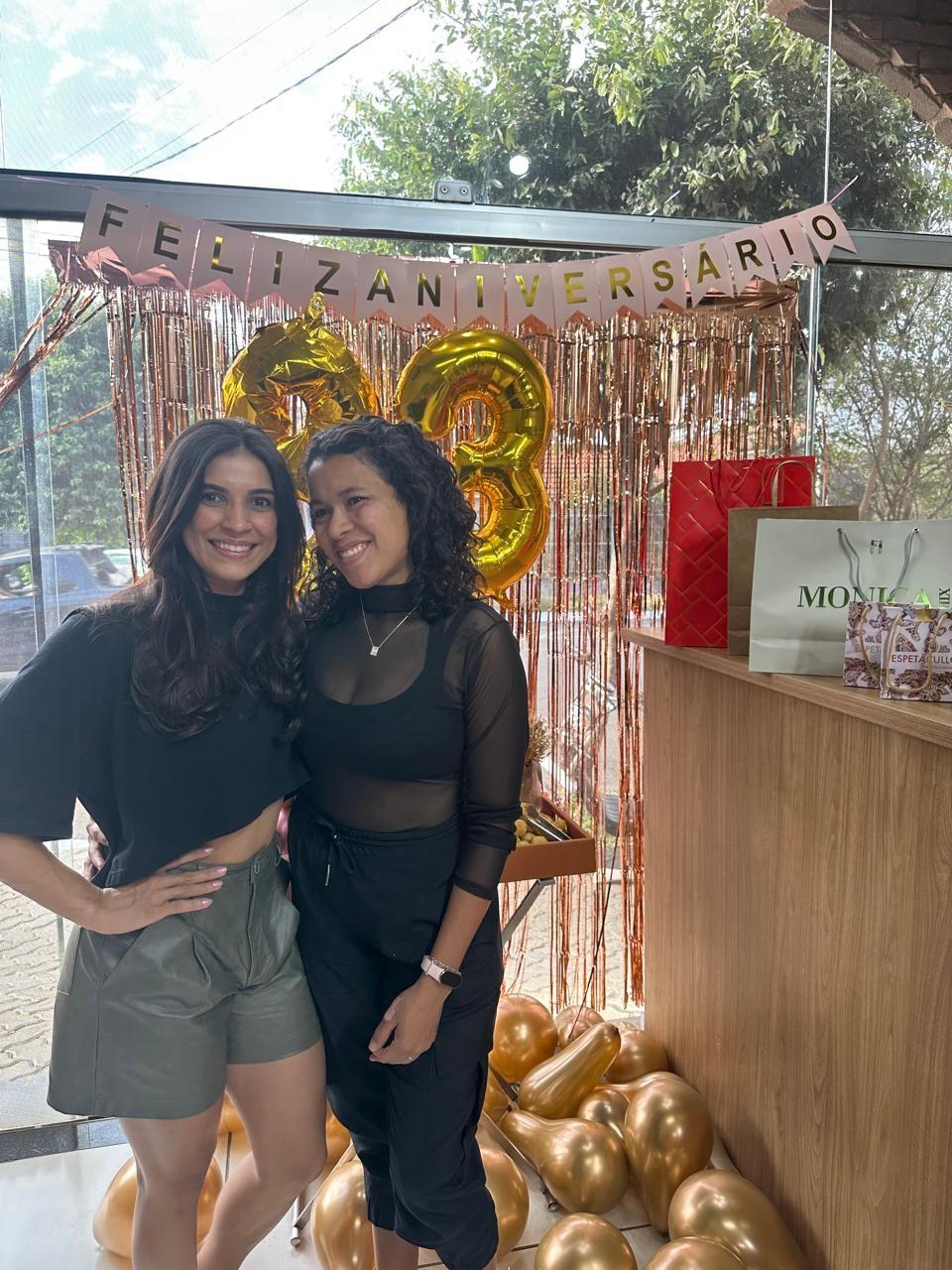 Empresária Adma comemora aniversário e celebra o sucesso do salão Beauty Center em Três Lagoas Empresária Adma comemora aniversário e celebra o sucesso do salão Beauty Center em Três Lagoas