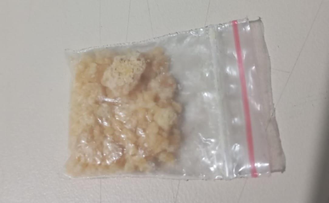 Tentou fugir de bike elétrica e “mocozar” crack no “bilau”: Homem é preso após descumprir medida protetiva da própria mãe Tentou fugir de bike elétrica e “mocozar” crack no “bilau”: Homem é preso após descumprir medida protetiva da própria mãe