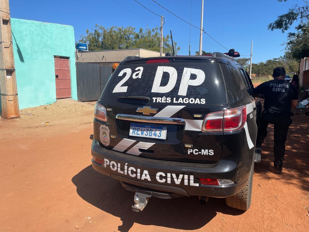 Mau cheiro chama atenção de vizinho e homem é encontrado morto dentro de casa há dias em Três Lagoas Mau cheiro chama atenção de vizinho e homem é encontrado morto dentro de casa há dias em Três Lagoas