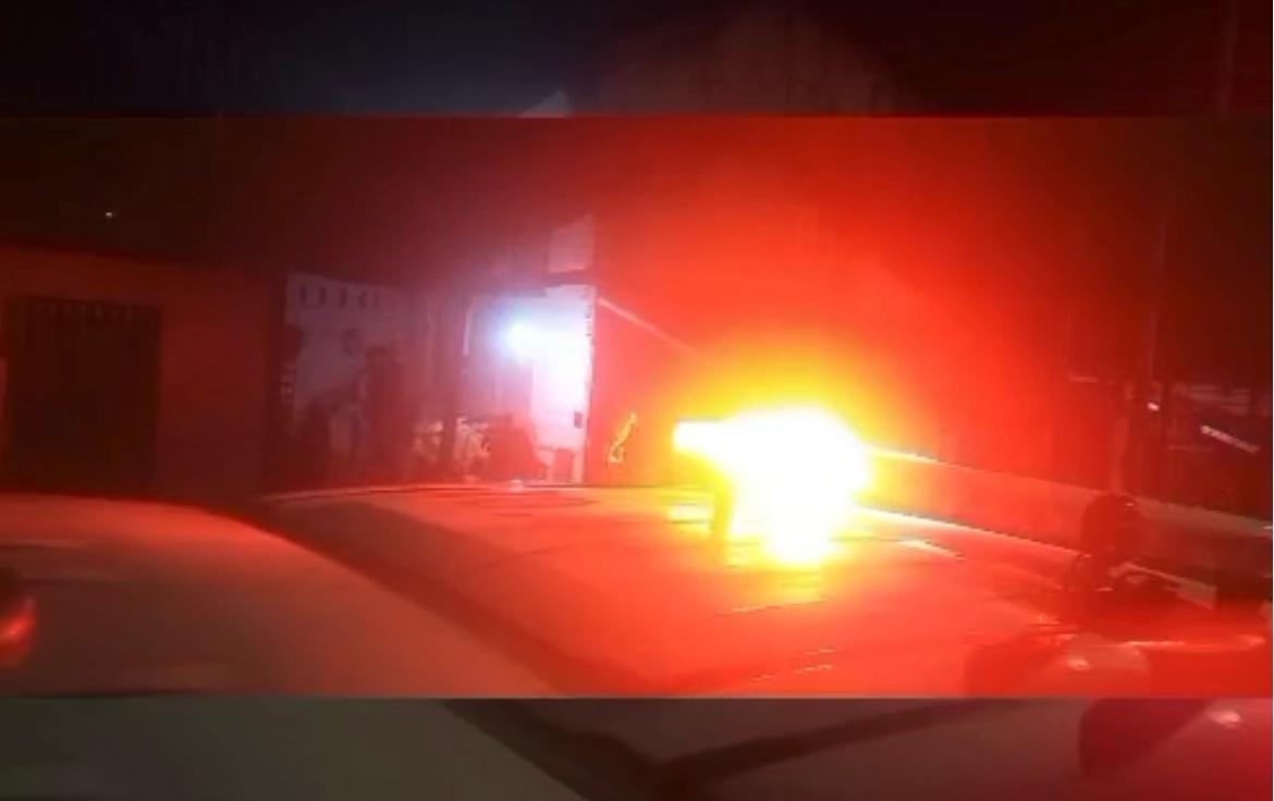 Filho agride a própria mãe de 65 anos com socos e acaba esfaqueado pela idosa em Três Lagoas Filho agride a própria mãe de 65 anos com socos e acaba esfaqueado pela idosa em Três Lagoas
