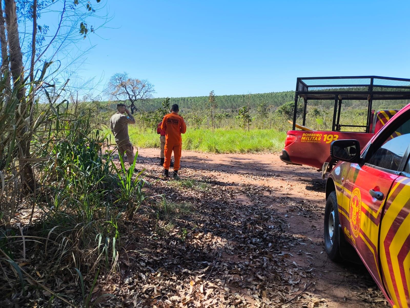 Homem desaparece ao sair para mexer em caixa d’água e é encontrado morto em plantação de eucaliptos na região de Três Lagoas Homem desaparece ao sair para mexer em caixa d’água e é encontrado morto em plantação de eucaliptos na região de Três Lagoas