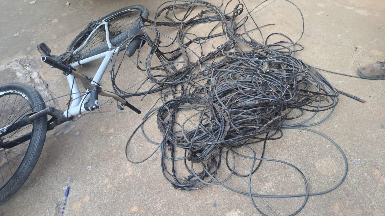 Ladrão “desliga” radar, furta 40 metros de fios e equipamento fica sem multar na BR-262 em Três Lagoas