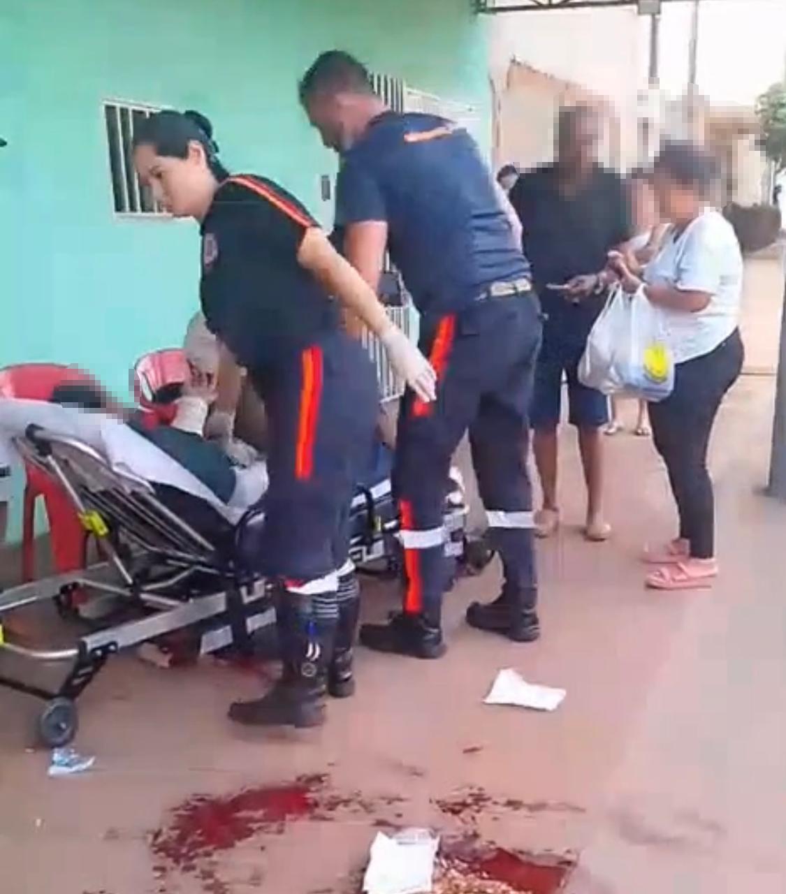 Por pouco não foi degolado: Homem usa os braços para se proteger de linha com cerol e fica gravemente ferido em Três Lagoas