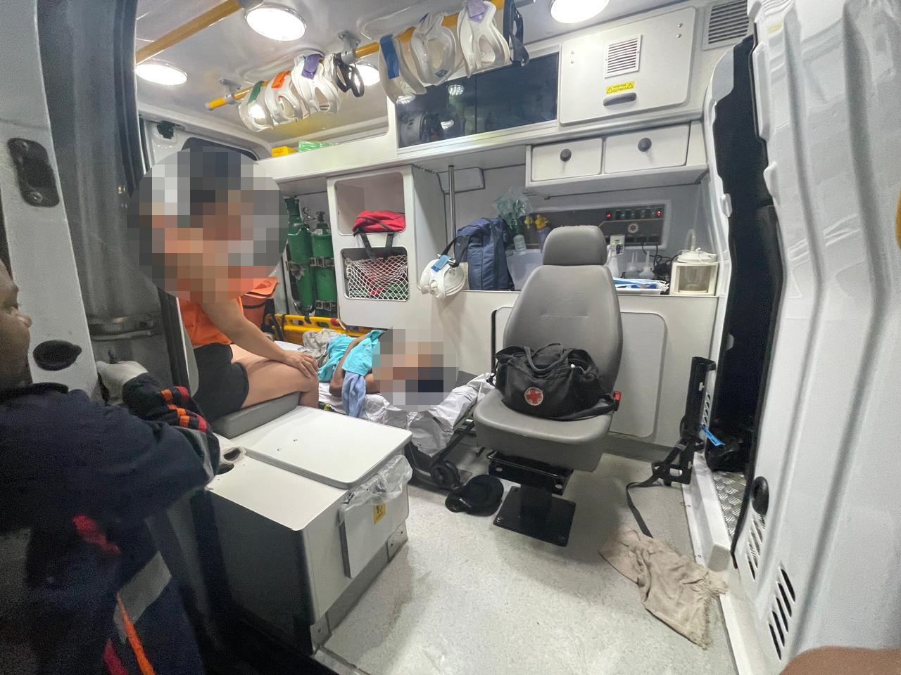 MADRUGADA SANGRENTA: Ataque a tiros deixa um morto e dois feridos em conveniência no Novo Oeste MADRUGADA SANGRENTA: Ataque a tiros deixa um morto e dois feridos em conveniência no Novo Oeste