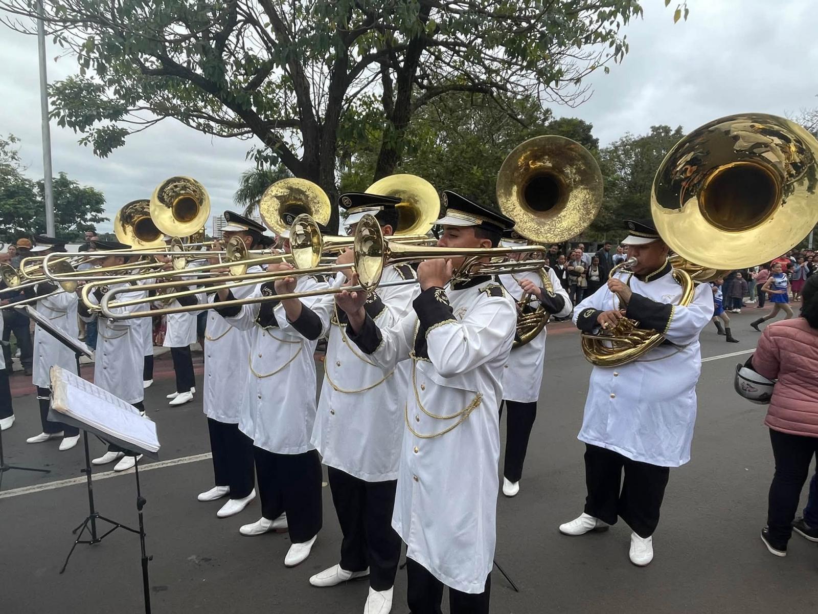 VEJA O VÍDEO: Em meio à tantas cobranças contra o atual prefeito de Três Lagoas, Cassiano Maia dá uma boa notícia: Banda Marcial Cristo Redentor ganhará nova sede em Três Lagoas VEJA O VÍDEO: Em meio à tantas cobranças contra o atual prefeito de Três Lagoas, Cassiano Maia dá uma boa notícia: Banda Marcial Cristo Redentor ganhará nova sede em Três Lagoas