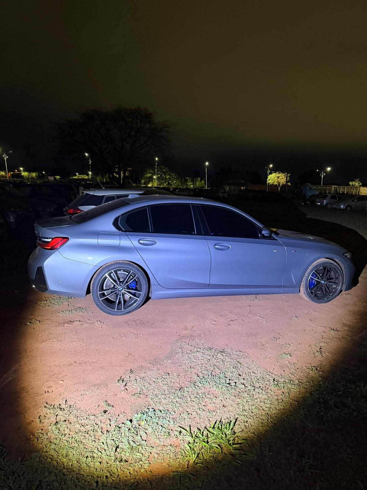“Conhecemos o alto escalão da PM”: Suposta “carteirada” não cola e pai e filho vão parar na delegacia após “racha” com BMW em Três Lagoas “Conhecemos o alto escalão da PM”: Suposta “carteirada” não cola e pai e filho vão parar na delegacia após “racha” com BMW em Três Lagoas