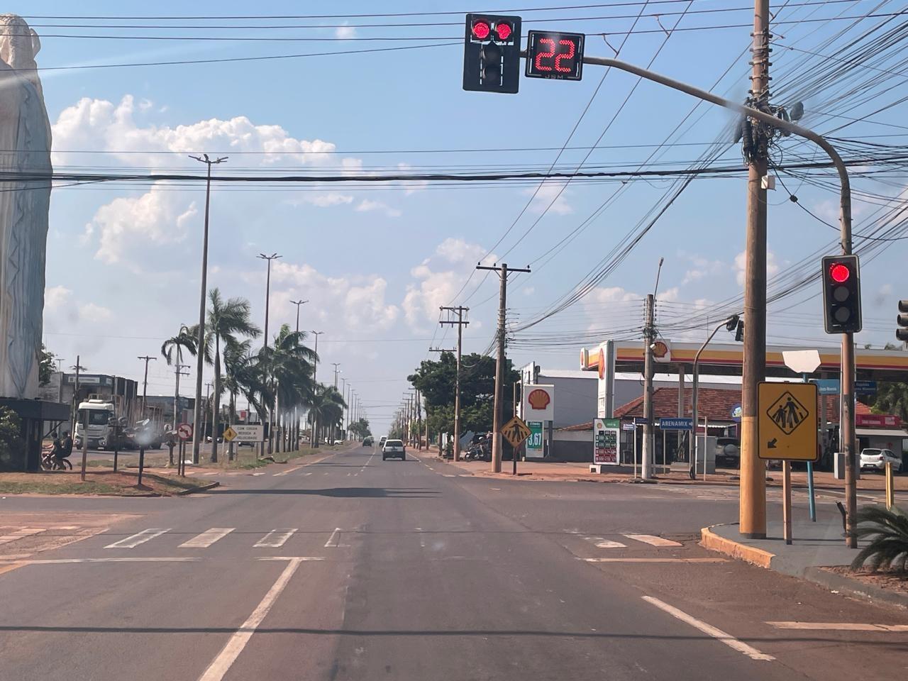 Quem cobrava a Lei e multava agora tem que explicar: 37,3 mil multas feitas em apenas um ano são retirados da Av. Ranulpho Marques Leal em Três Lagoas Quem cobrava a Lei e multava agora tem que explicar: 37,3 mil multas feitas em apenas um ano são retirados da Av. Ranulpho Marques Leal em Três Lagoas