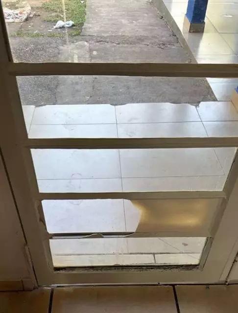 Vergonha em Três Lagoas na gestão de Cassiano Maia que arrecada milhões: Mofo, pragas e áreas interditadas fazem MP cobrar reforma urgente de abrigo municipal Vergonha em Três Lagoas na gestão de Cassiano Maia que arrecada milhões: Mofo, pragas e áreas interditadas fazem MP cobrar reforma urgente de abrigo municipal