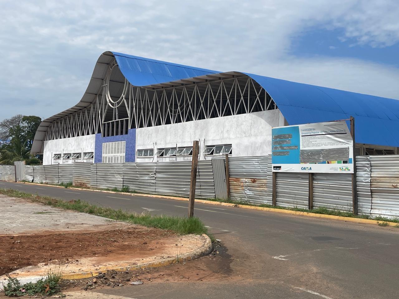 Cadê o shopping popular prefeito Cassiano Maia? R$ 15 milhões de obra que está abandonada em Três Lagoas  