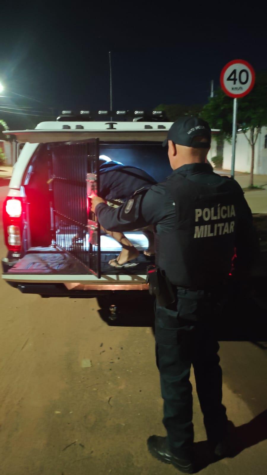 De manhã até a noite e seis presos: Desta vez, foragidos por crime de trânsito e outro por tráfico de drogas são presos em Três Lagoas De manhã até a noite e seis presos: Desta vez, foragidos por crime de trânsito e outro por tráfico de drogas são presos em Três Lagoas