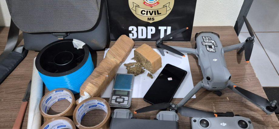 Entrega express pelo céu não decolou: Foragido usa drone para jogar drogas em presídio e acaba preso com 570 gramas de maconha em Três Lagoas