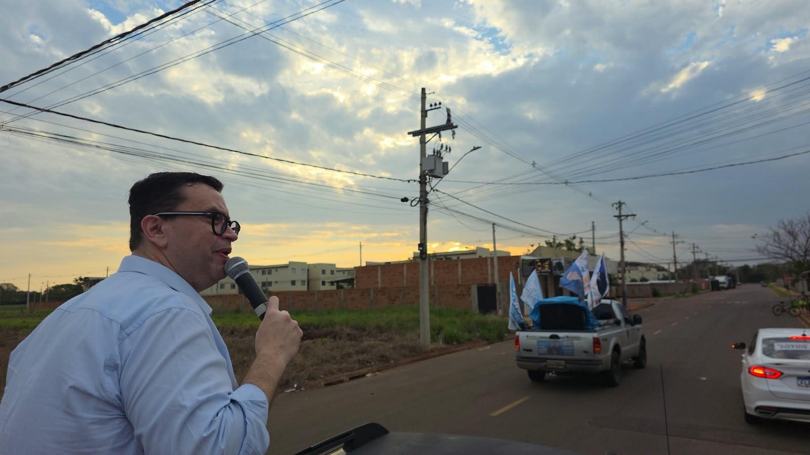 Na reta final da campanha, Ângelo Guerreiro e Dr. Ruy Costa fizeram carreatas no final de semana em Três Lagoas Na reta final da campanha, Ângelo Guerreiro e Dr. Ruy Costa fizeram carreatas no final de semana em Três Lagoas