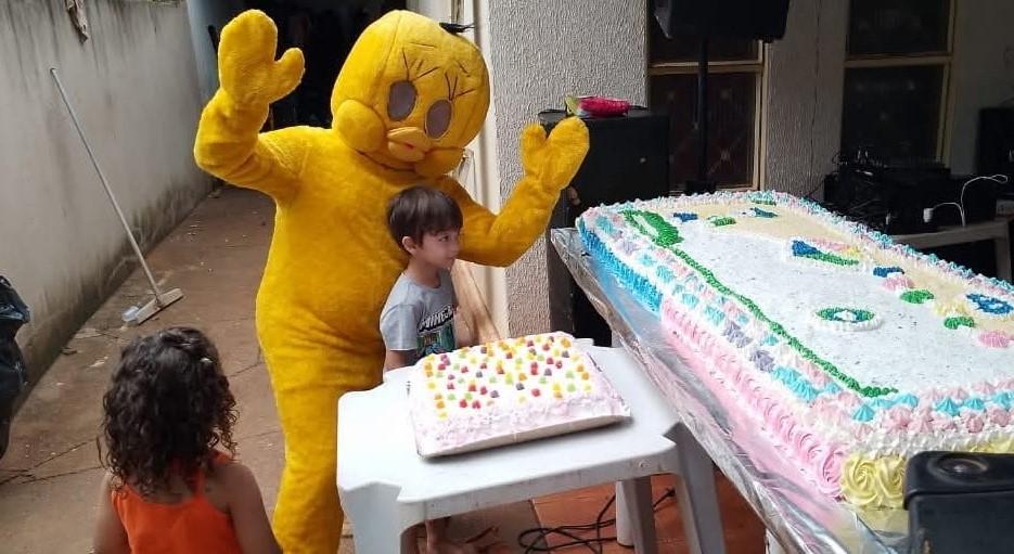 Ainda dá tempo de ajudar na festa das crianças da Vila Haro, com doações para a confecção do bolo e brinquedos