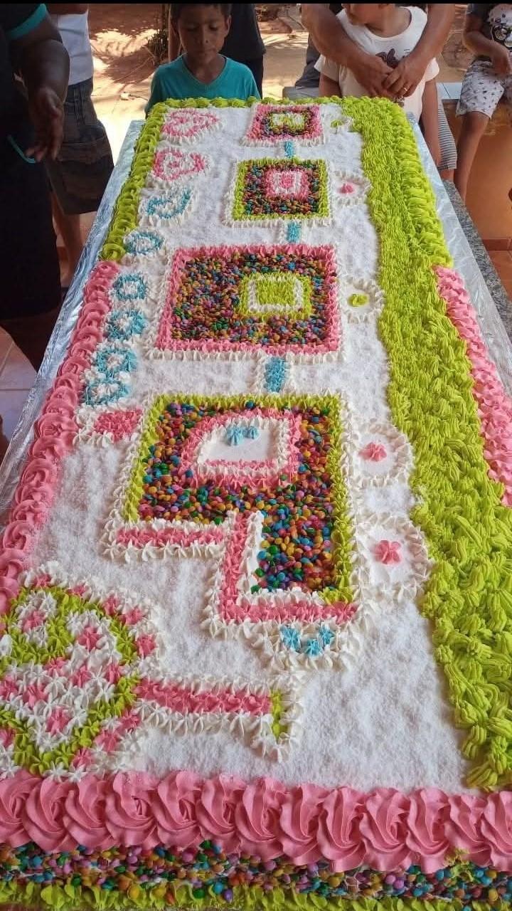 Ainda dá tempo de ajudar na festa das crianças da Vila Haro, com doações para a confecção do bolo e brinquedos