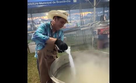 4ª Cavalgada de Brasilândia deve atrair três-lagoenses em massa neste domingo; Ângelo Guerreiro prepara almoço tropeiro