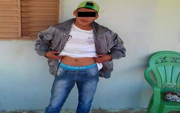 Homem flagra ex-mulher bebendo com as amigas, tenta esfaqueá-la e é preso pela Polícia Civil Homem flagra ex-mulher bebendo com as amigas, tenta esfaqueá-la e é preso pela Polícia Civil