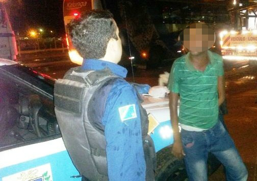 Policial evita assalto em ônibus interestadual que chegava a Três Lagoas 