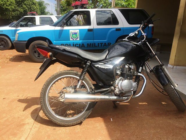 Polícia procura por dono de moto que foi encontrada no bairro Vila Maria Polícia procura por dono de moto que foi encontrada no bairro Vila Maria