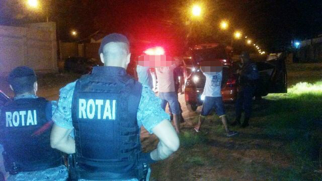 Denúncia de arma de fogo mobiliza quatro viaturas da PM e a P2