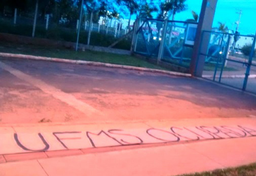 UFMS afirma que protesto de estudantes não afetará provas do Enem