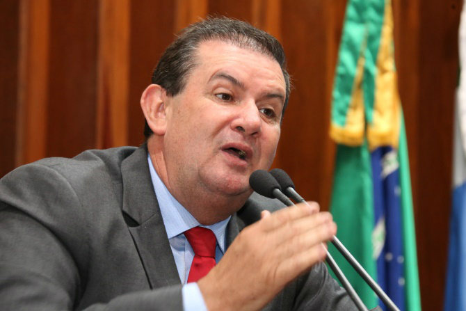 Deputado Eduardo Rocha homenageia Senador Ramez Tebet