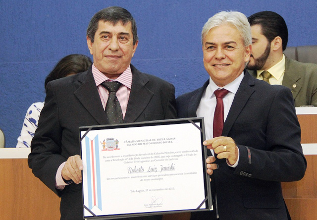 Câmara outorga títulos de cidadão e diploma de honra ao mérito Câmara outorga títulos de cidadão e diploma de honra ao mérito