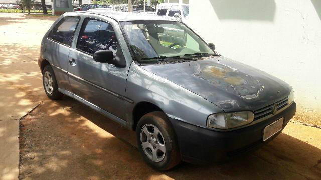 Carro usado em fuga por acusado de execução é apreendido e proprietário preso