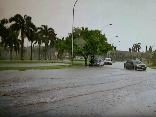 Semana deve ser de chuva na cidade de Três Lagoas Semana deve ser de chuva na cidade de Três Lagoas