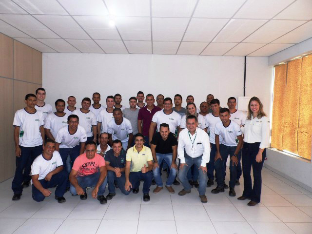 Fibria realiza contratação dos primeiros profissionais para área Florestal Fibria realiza contratação dos primeiros profissionais para área Florestal