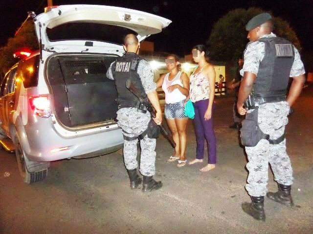 Ciúme, dívida e cachaça gera briga generalizada na madrugada de Três Lagoas Ciúme, dívida e cachaça gera briga generalizada na madrugada de Três Lagoas