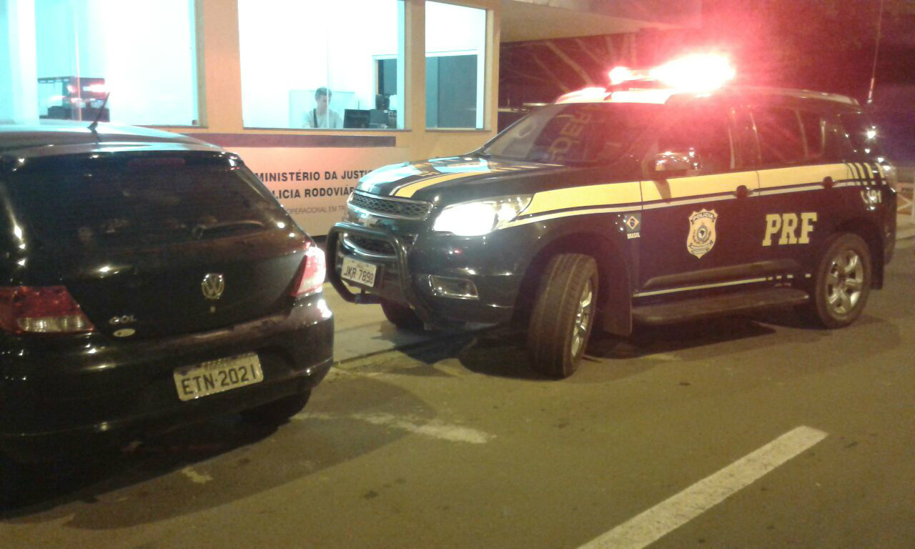 P.R.F. de Três Lagoas recupera veículo dublê furtado em Araraquara