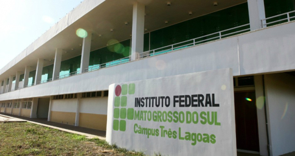 Seguem abertas inscrições de concursos da UFMS com salários de até R$ 5 mil
