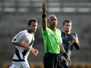 Federação anuncia sorteio público da arbitragem do Estadual de futebol