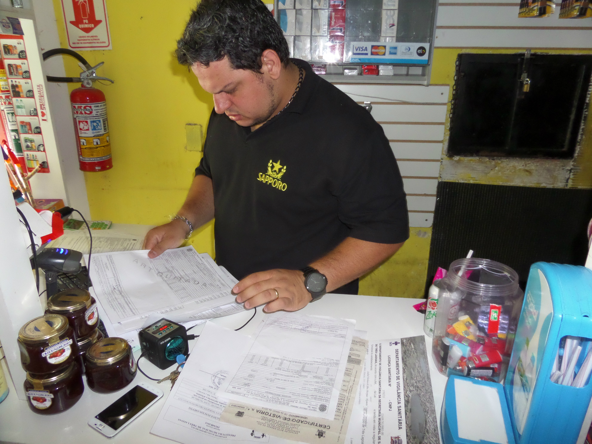 “Sapporo Conveniência” continua interditado e dono dá sua versão em entrevista 