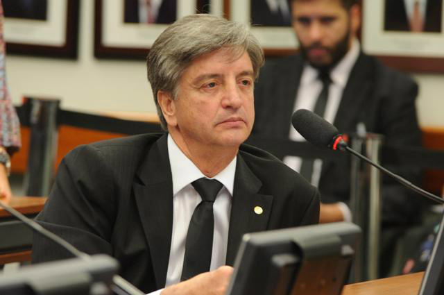 Deputado federal de MS é condenado a pagar multa de R$ 5,8 milhões