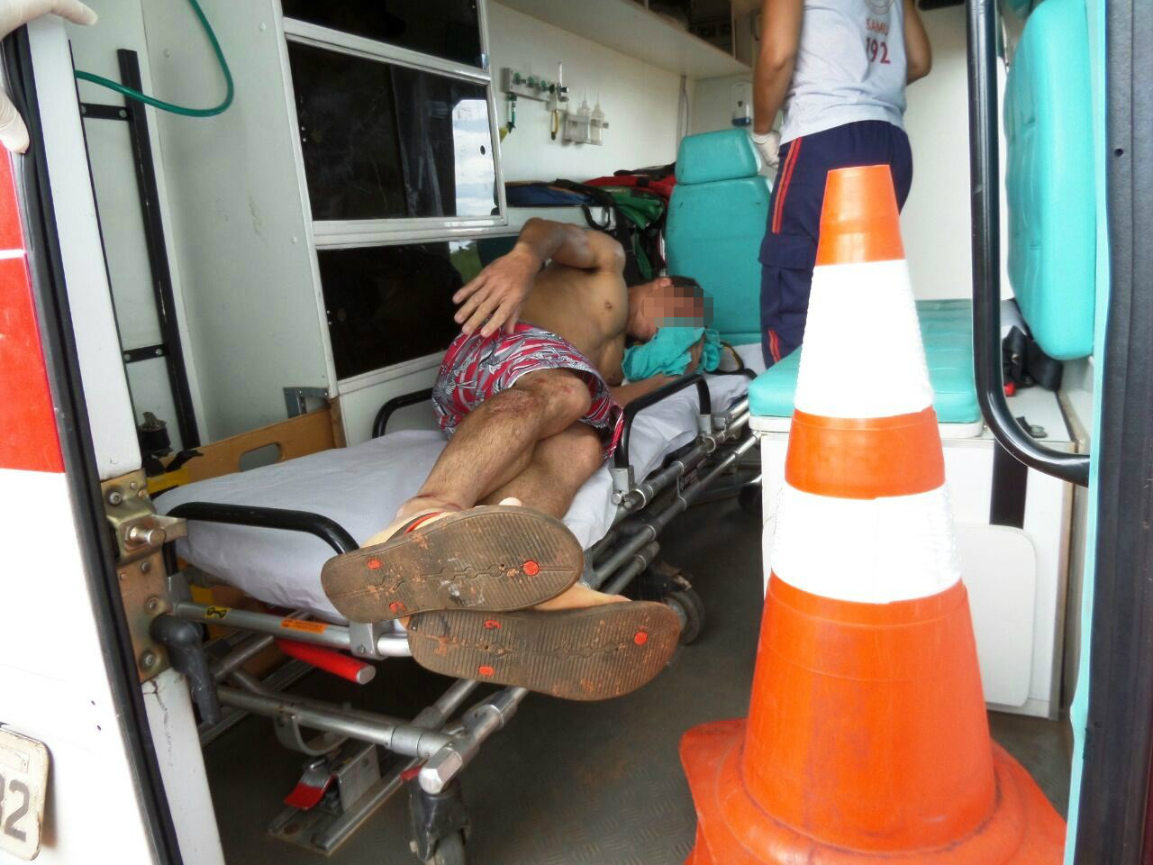 SAMU resgata motociclista que deixou local de acidente e pediu ajuda quando já estava em casa