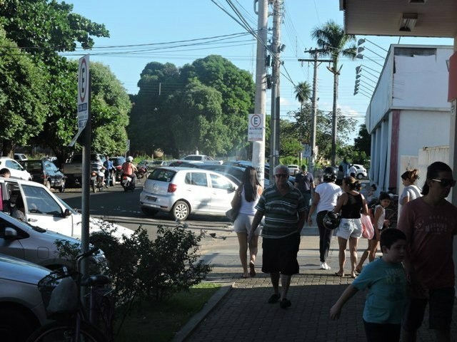 Confira o que abre e o que fecha no feriado de Tiradentes 