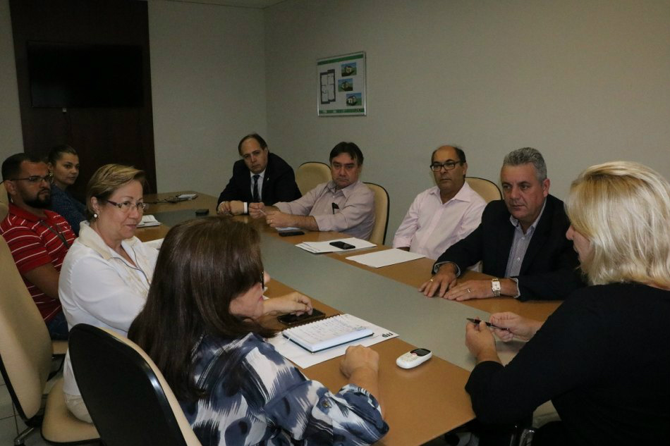 Na Capital, Guerreiro discute mudanças no Fundersul e construção de casas Na Capital, Guerreiro discute mudanças no Fundersul e construção de casas